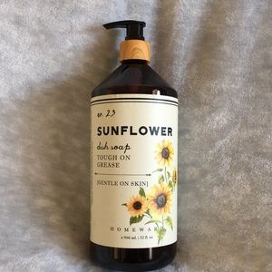 Scented Floral Sunflower Dish Soap Tough On Grease XL 32 oz Pump Bottle NWT